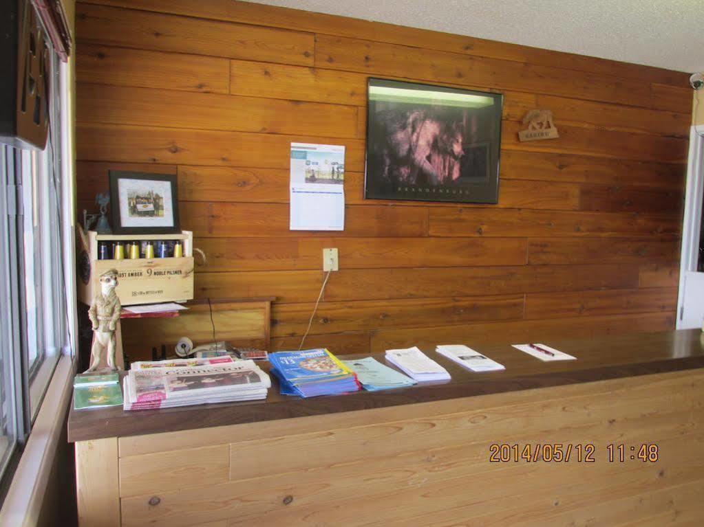 Westwood Motel 100 Mile House Dış mekan fotoğraf